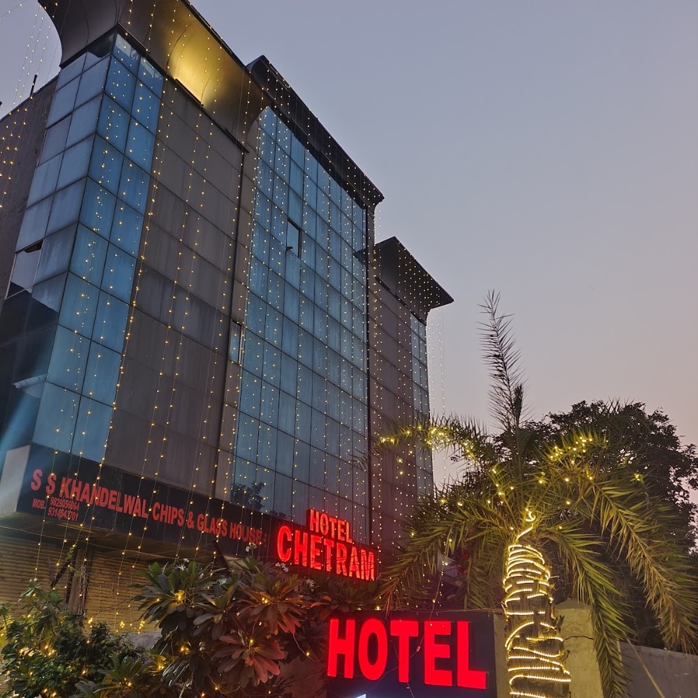chetramhotel-outside