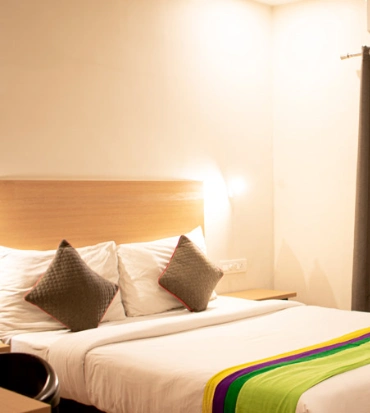 https://chetramhotels.com/wp-content/uploads/2024/11/hotel-chetram-banner-3.webp